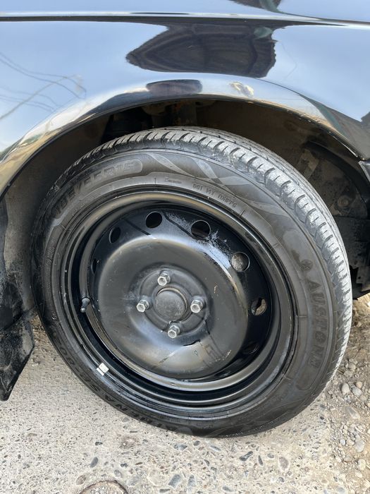 Балон с шинами в комплекте