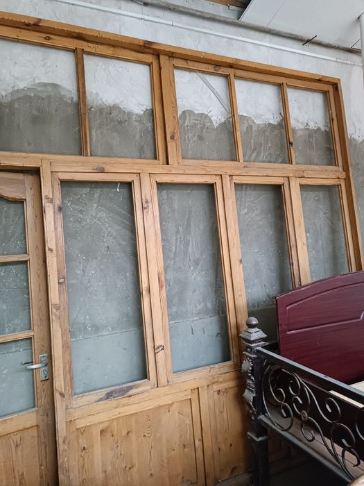 Тахта эшик ва ром сотилади