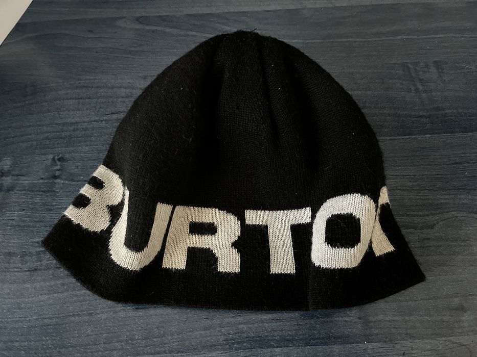 Caciula beanie placa snowboard Burton Element skateboard