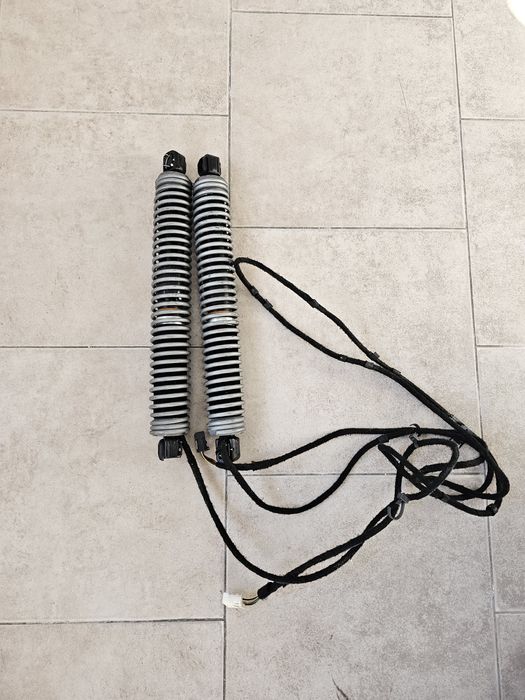 Елетрически амортисьори за багажник BMW F10