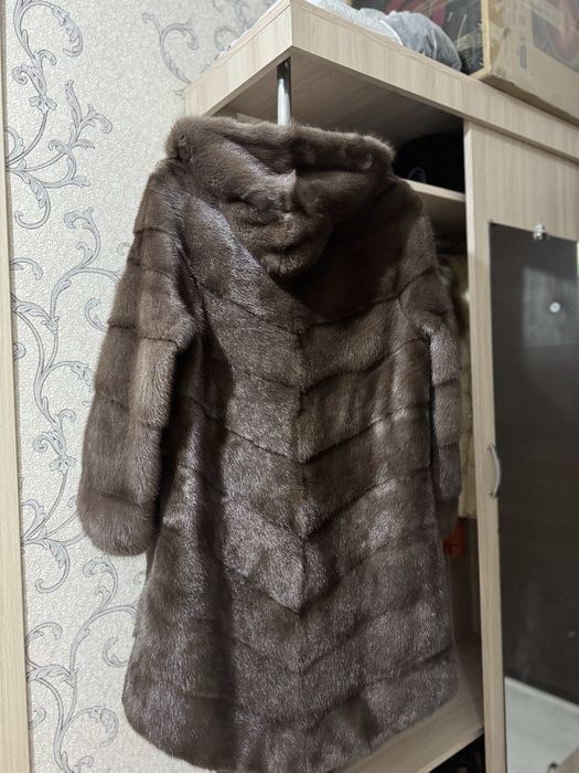Продам норковую шубу