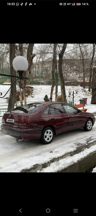 Тоуота Карине е продам