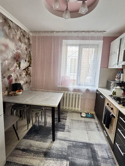 Продам 3-х комнатную квартиру