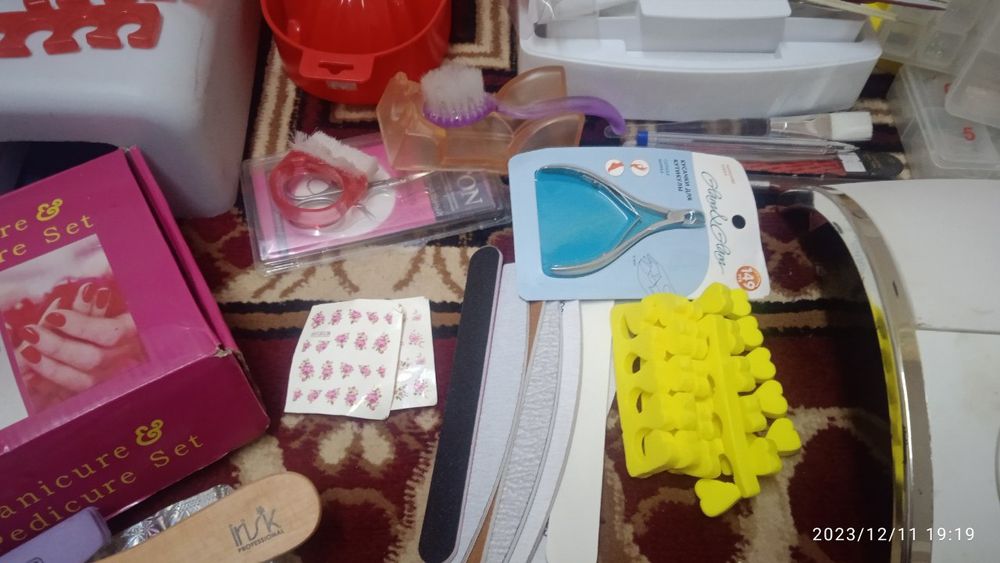 Goʻzallik saloni aparat uskunalari sotiladi