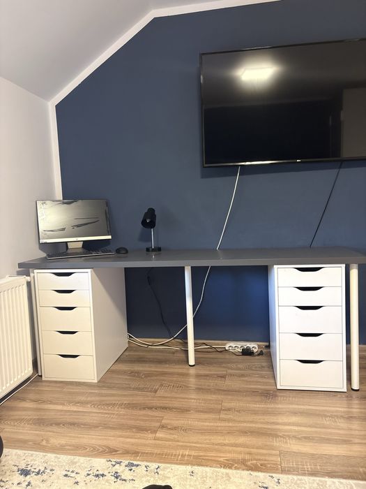 Dormitor complet IKEA – dulap, comodă/bibliotecă și birou mare