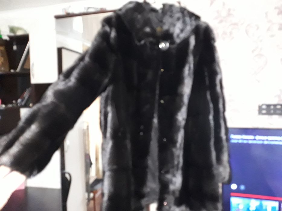 Продам шубу норковую