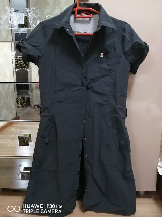 Фирменное  платье THENORTHFASE