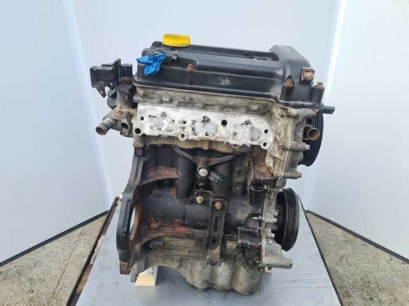 Motor fara anexe Opel Corsa D facelift 1.0 i A10XEP