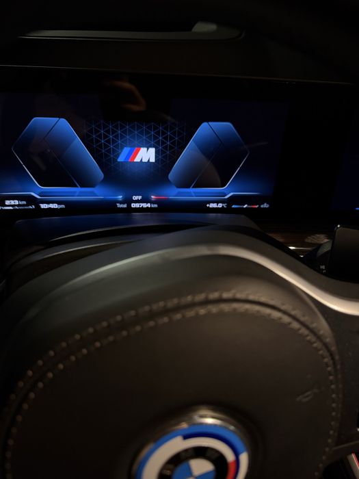 BMW X5 M60 2025г