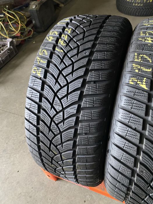 Anvelope iarna 215/45/16 Goodyear Ultra Grip Performance 215 45 16 R16