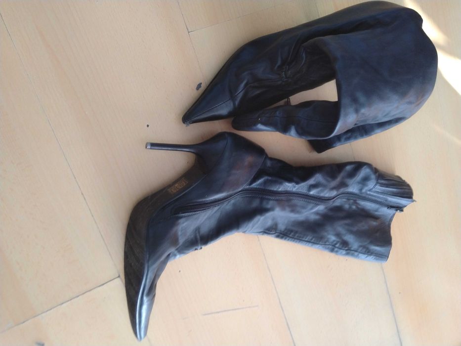 Продавам ботуши Antonio Rossi, естествена кожа, 38 номер, с цип и ток