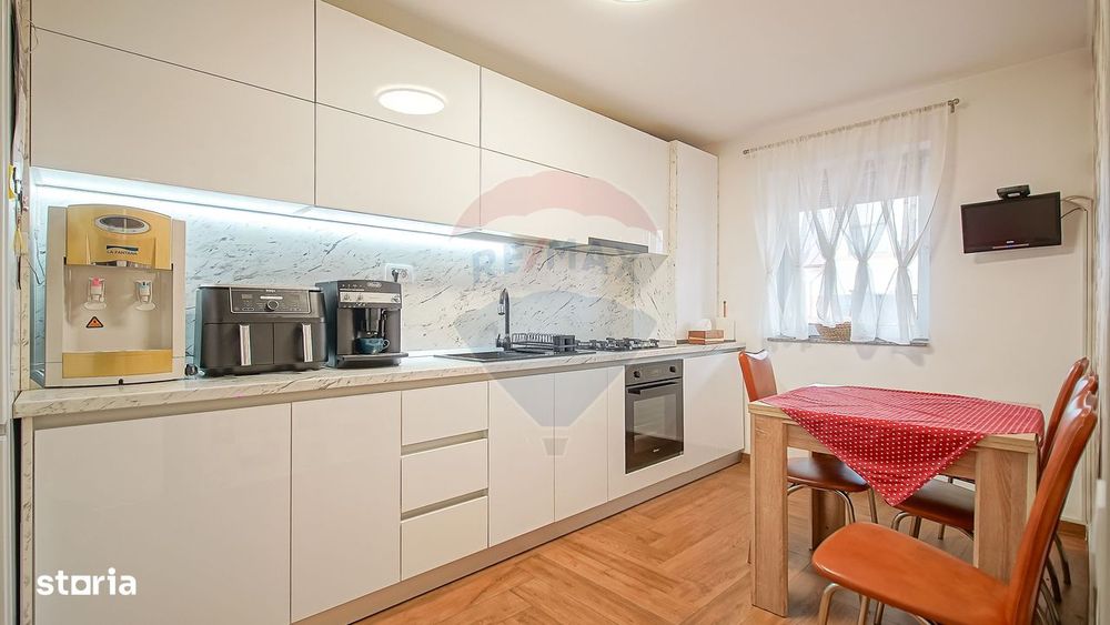 Casă / Vilă cu 3 camere de vânzare