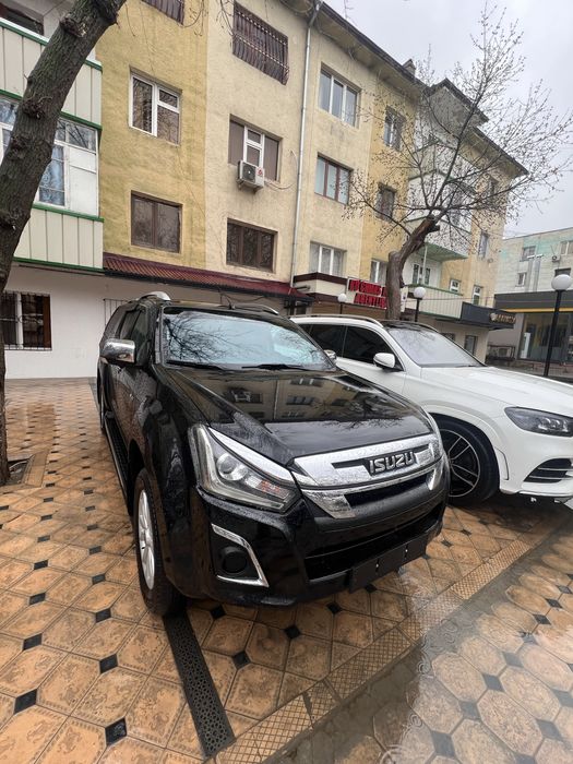 Isuzu 2021 yil dizel
