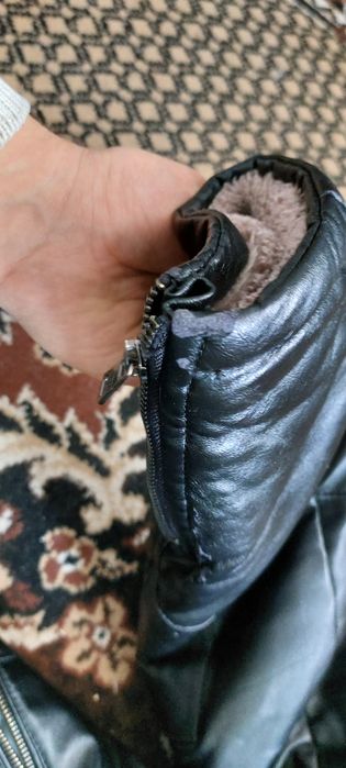 Куртка с воротником