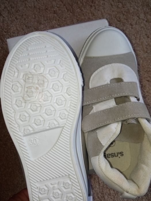 НОВИ кецове за момче 30-и номер