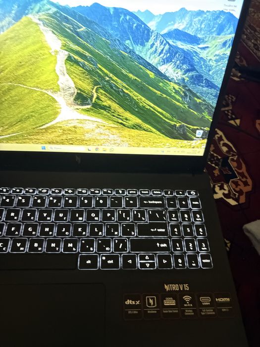 Nitro V15 AMD Ryzen 5 6600H