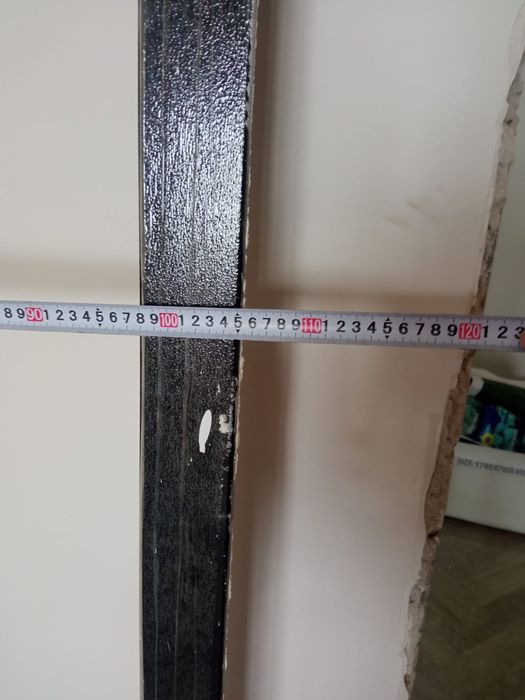 Продам входную металлическую дверь