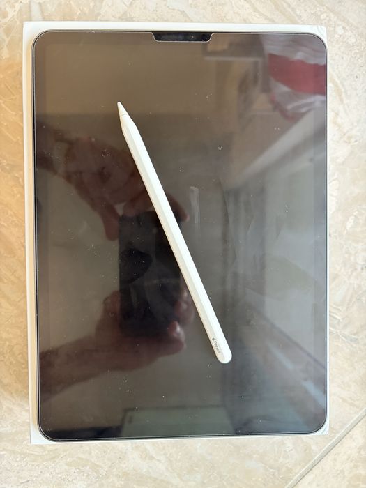 iPad Pro 11’ (M1) + Apple pencil