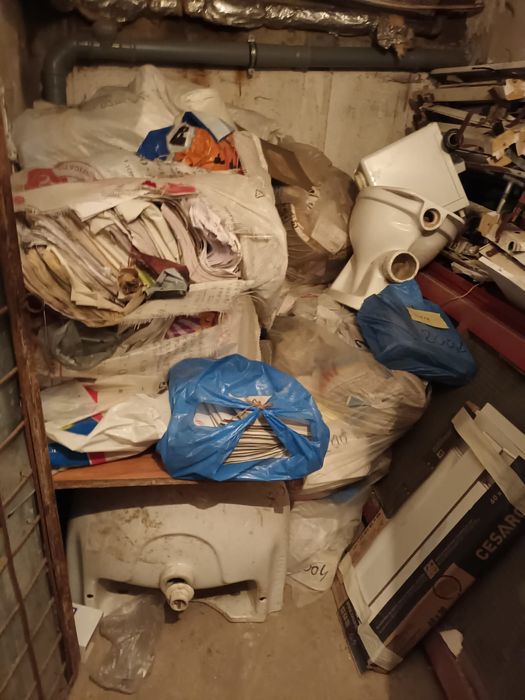 Debarasari / Evacuari apartamente , case, spatii comerciale, subsoluri
