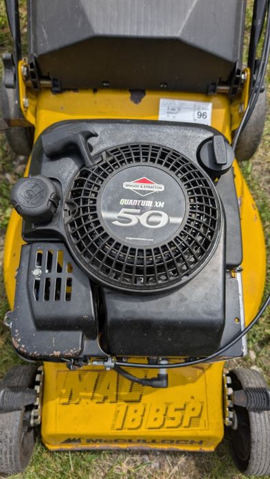 Бензинова самоходна косачка McCulloch