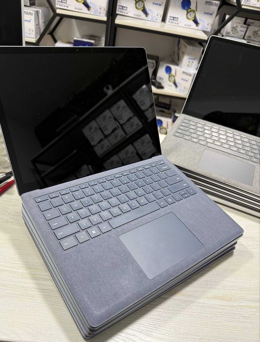 Microsoft Surface Laptop 4 13" 2K Сенсор I7-1185G7 vPro /16GB/512GB
