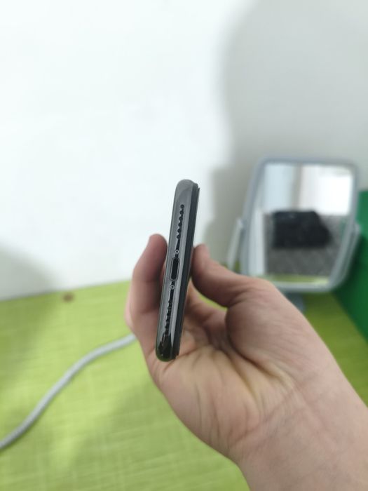 Продается айфон x