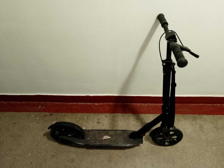 Trotineta DHS pliabila noua ( 3 bucăți )