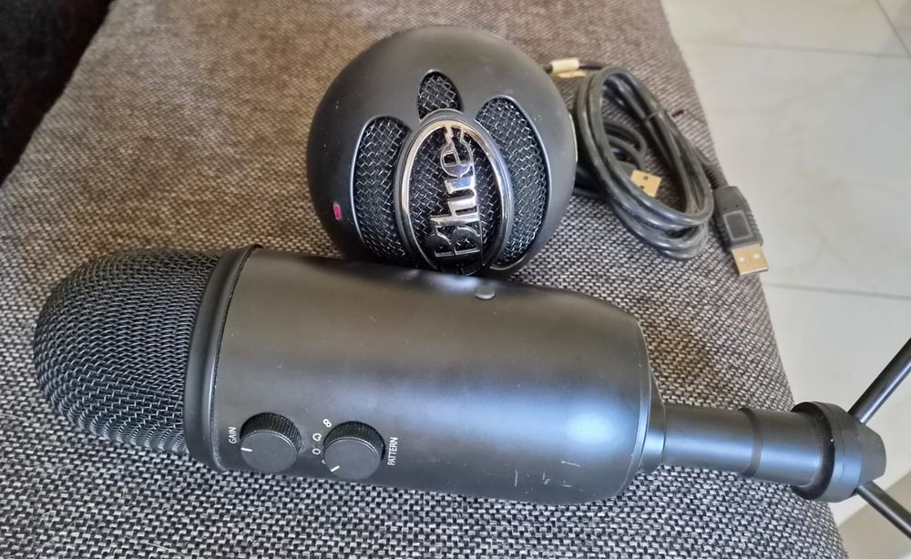 vand 2 x Microfon Usb Logitech Blue Yeti Professional si  Blue Snowball ICE
