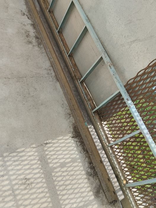 Лестница и рельса продам