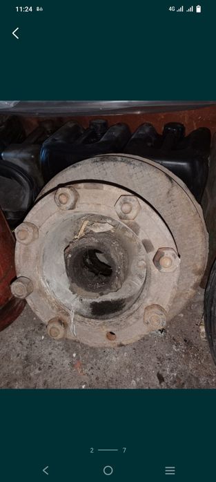 Запчасти на зил .