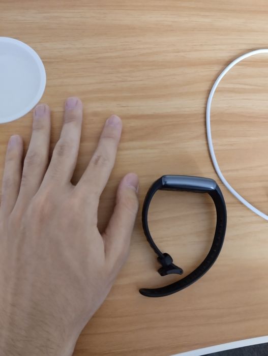 Фитнес часы Huawei band 6 черный