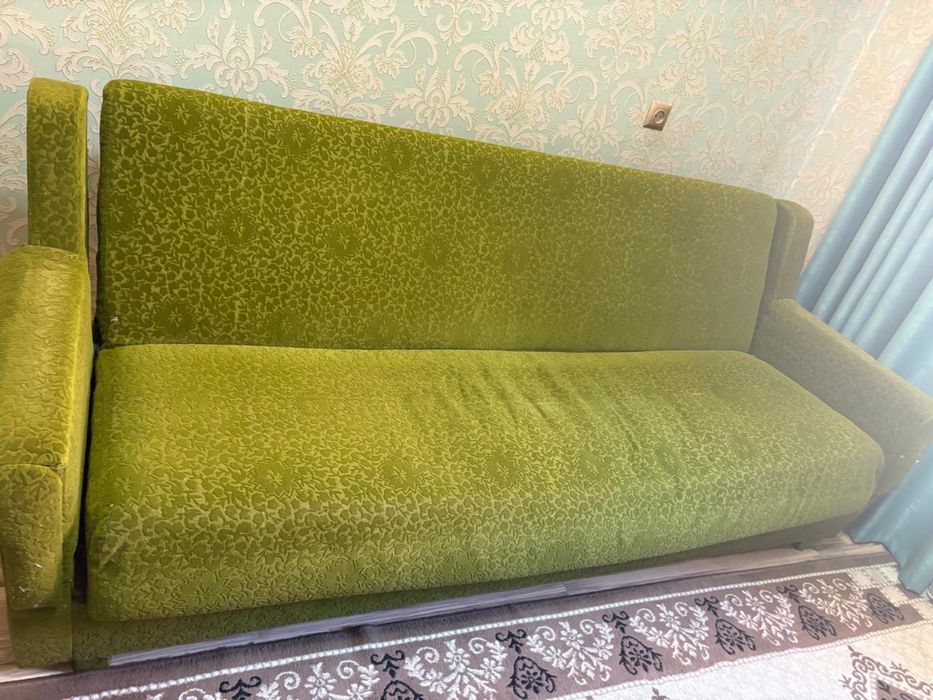Диван с креслом 2 шт
