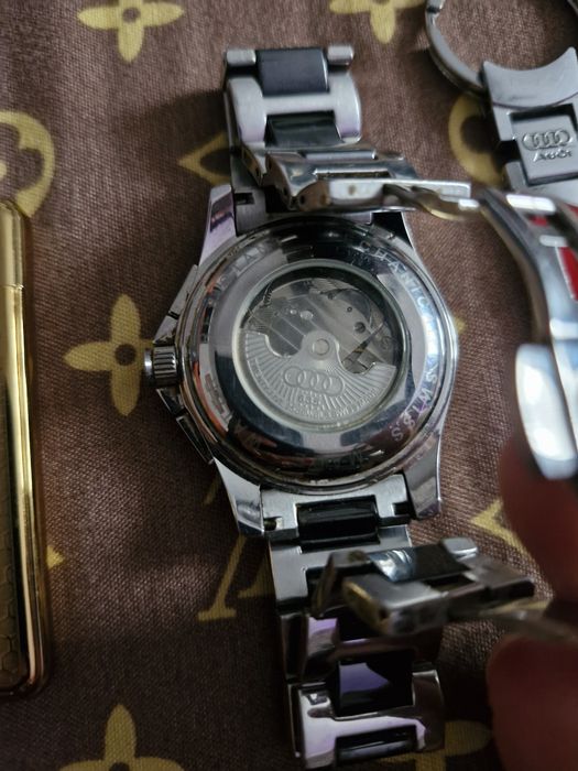 Ceas Audi  original din reprezentanta made Swiss 25 jeweles