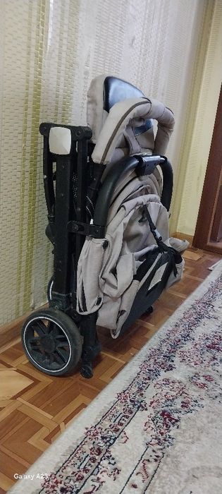 Коляска летний в хорошем состояние