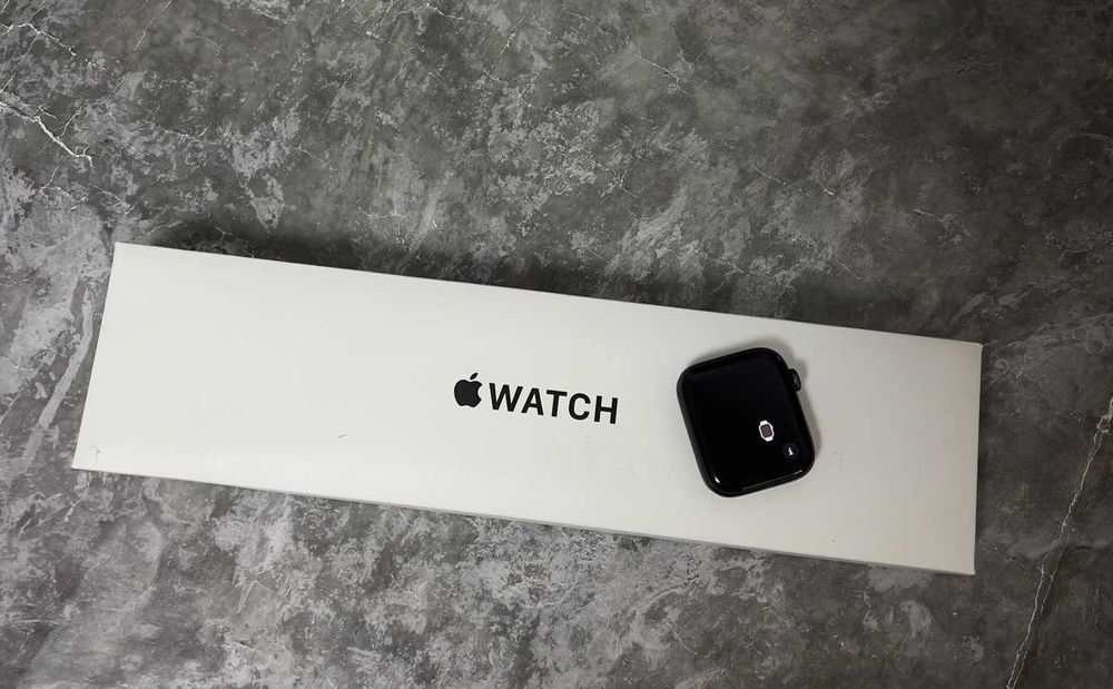 Apple Watch Series SE 44mm Павлодар лот 855859