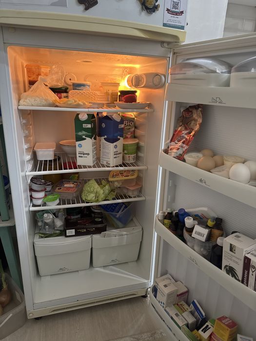 Холодильник срочно самовывоз