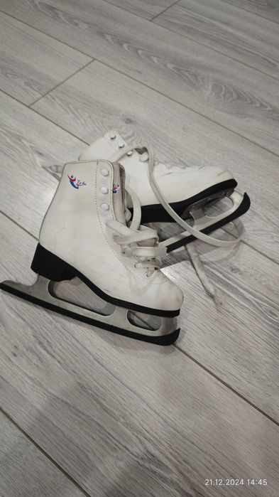 Коньки детские фигурные