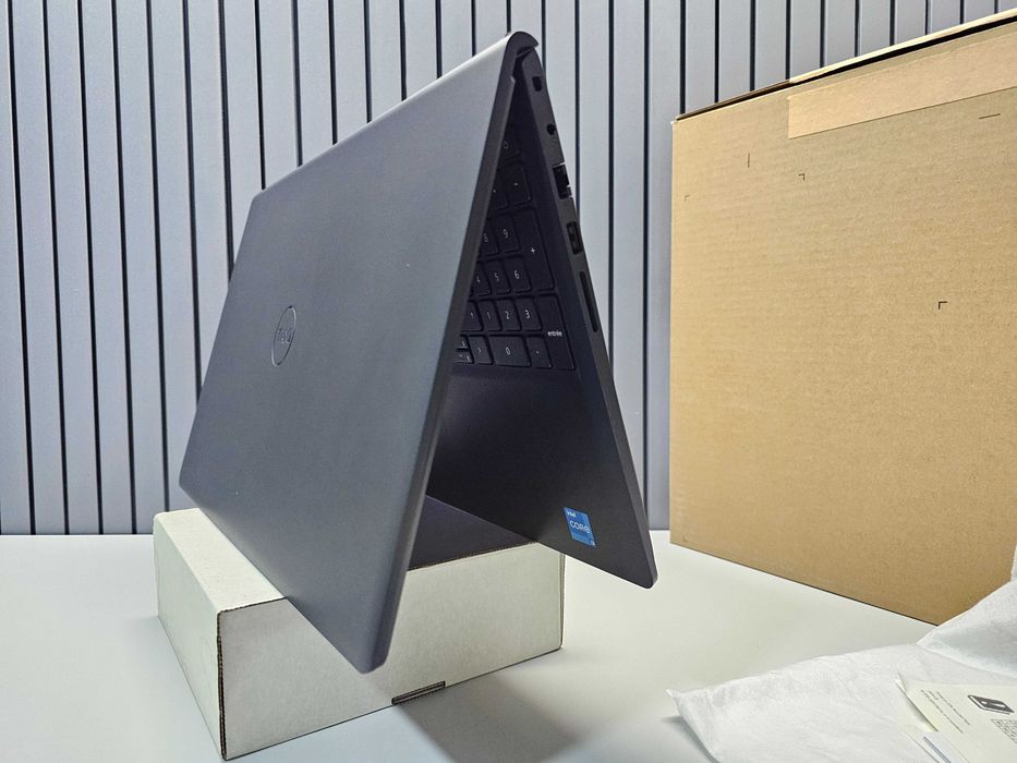 ПРОДАМ Dell Vostro 15/3530 Ноутбук Core™i3-1305U/8GB/512SSD/15.6"120HZ