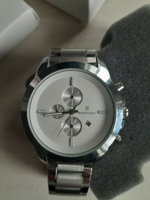 Romanson soat sotiladi