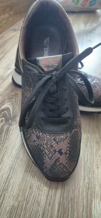 Дамски маратонки