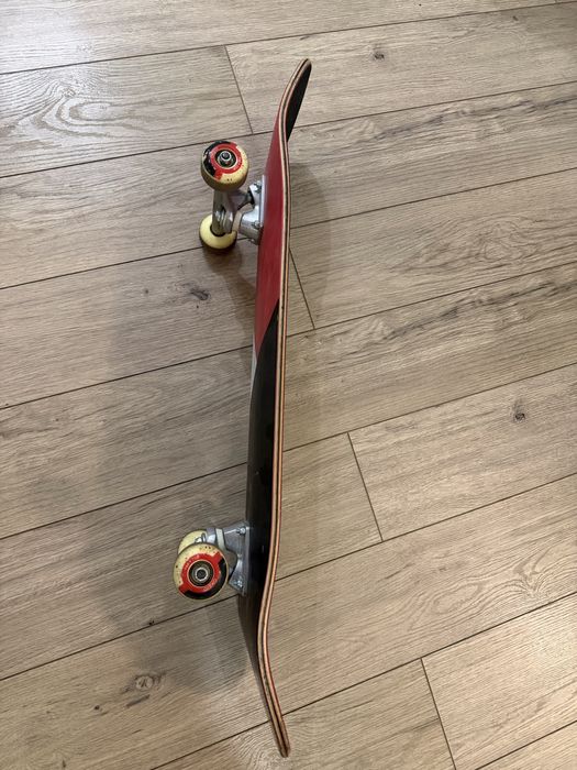 Vand skatebord stare foarte buna