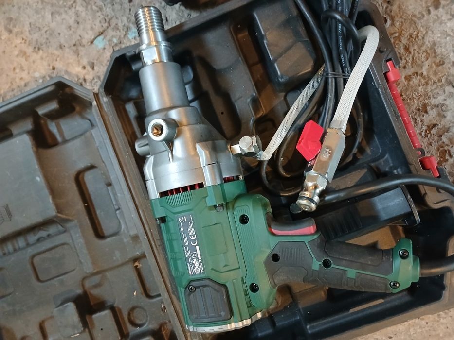 Vand ciocan rotopecutor si masina de carotat