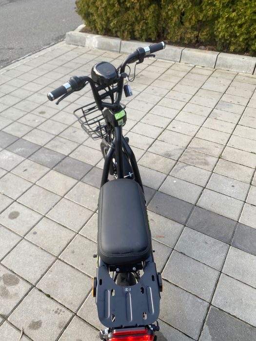 Vând schimb scuter electric cu acte