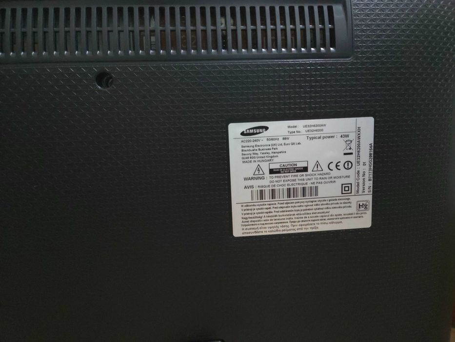 SmartTV Samsung 81 cm(32"),Full HD, Wi-Fi,YouTube,UE32H6200,folosit