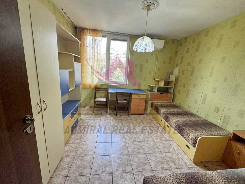 Дава се под наем Тристаен апартамент в Варна, Колхозен пазар - 100 кв.м за 600 € - Снимка #4