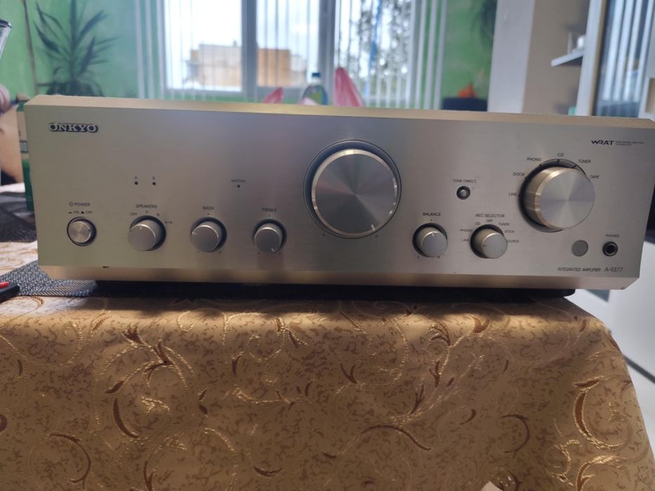 Усилвател Onkyo A 9377