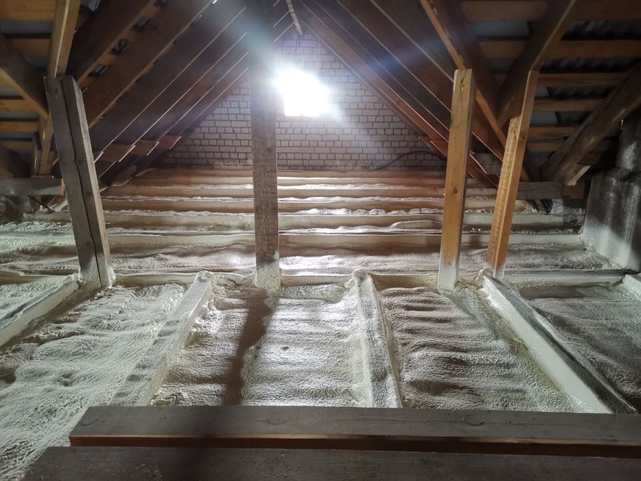 Утеплением сданий домов пенополиуретаном базальтом