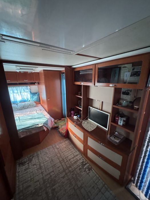 Каравана с навес