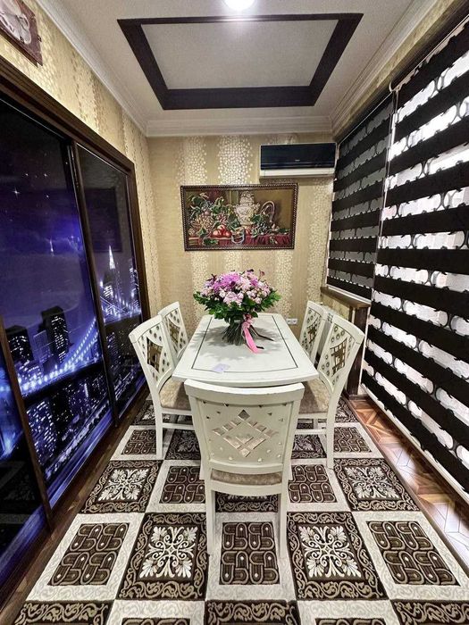 *Сдаётся  Квартира на  ЖК  Замок счастья  на Юнусабаде 17 кв.