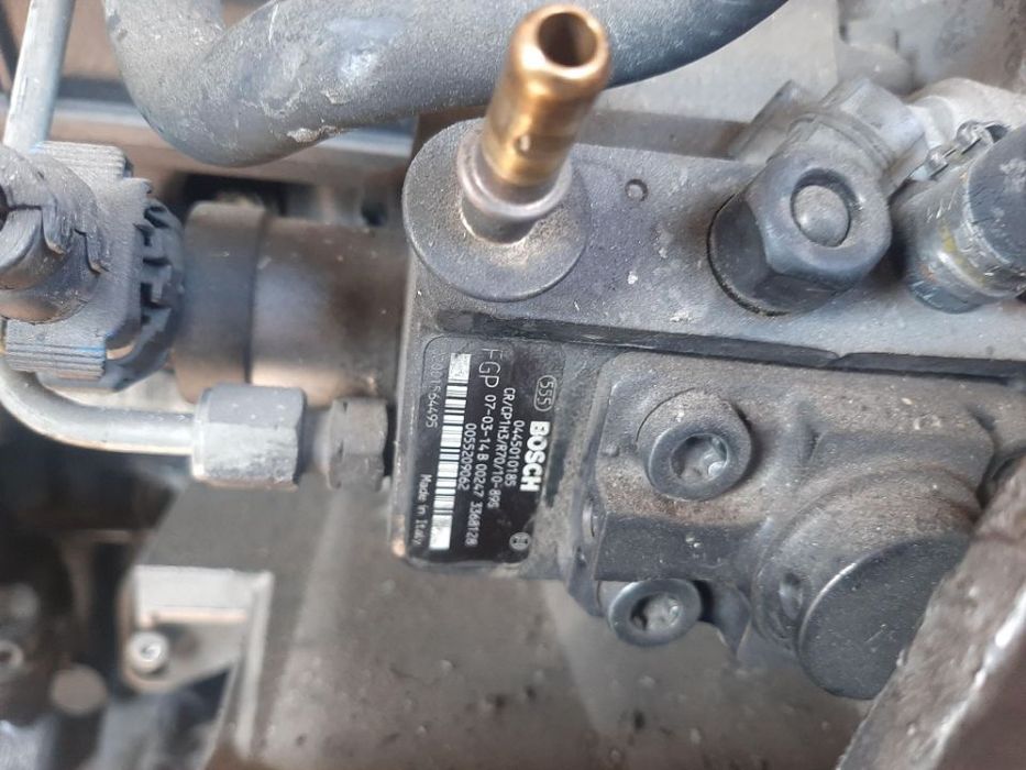 pompa inalta presiune 1.9 d  alfa romeo 159 147 fiat croma 0445010185